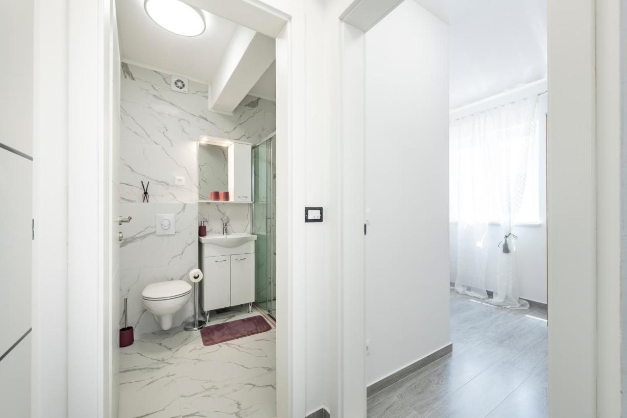 Apartments Lana Млини Экстерьер фото