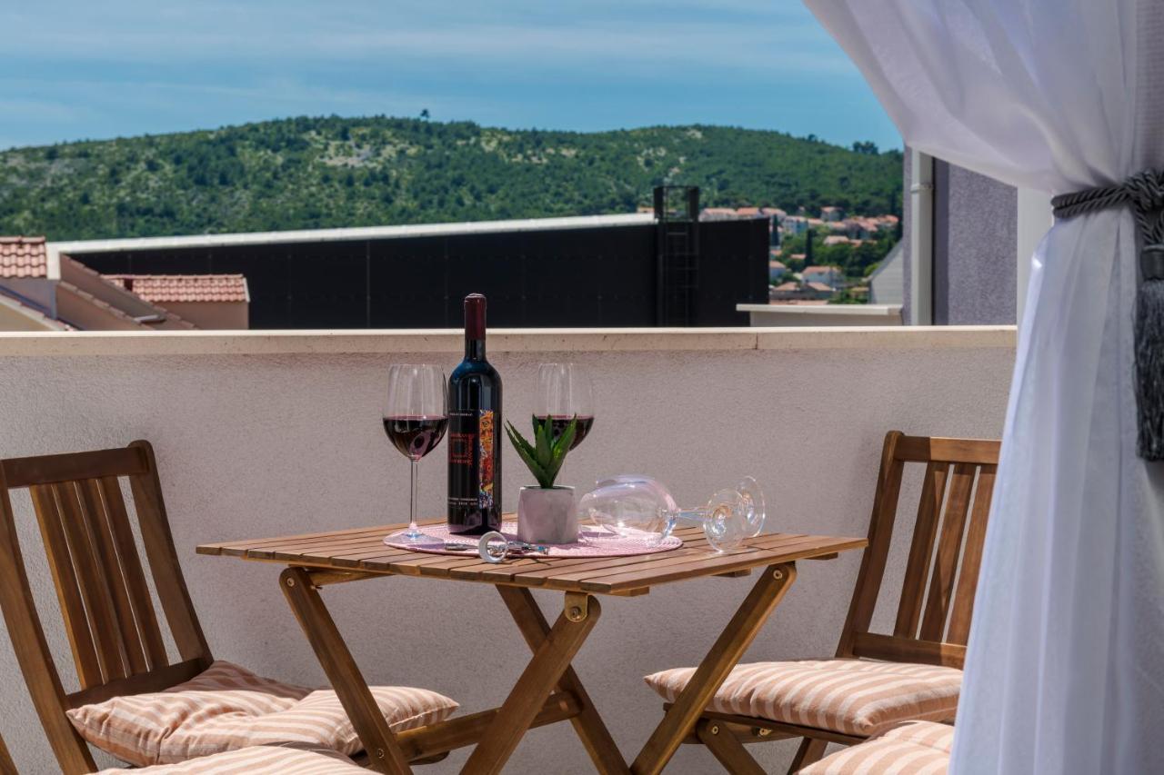 Apartments Lana Млини Экстерьер фото